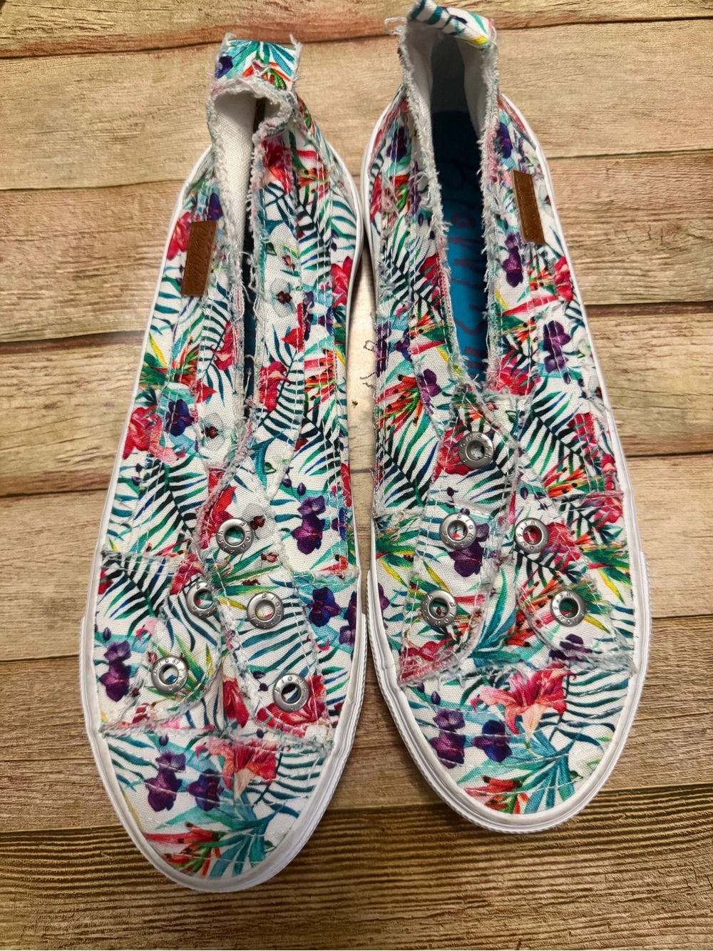 Blowfish White Floral Canvas Slip-On Sneakers